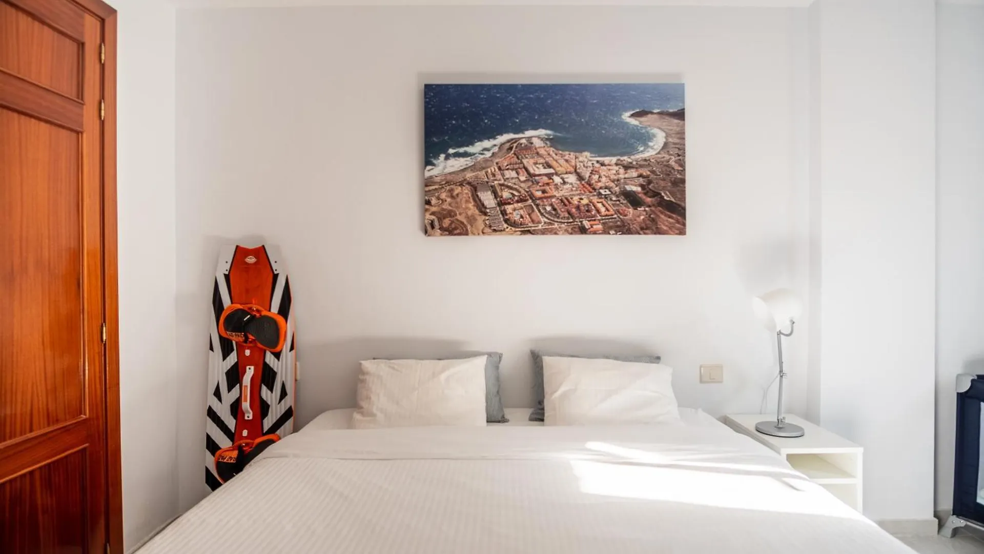 Modern 1 Bed Apartment, Minutes From The Beach El Médano 0*,  إسبانيا